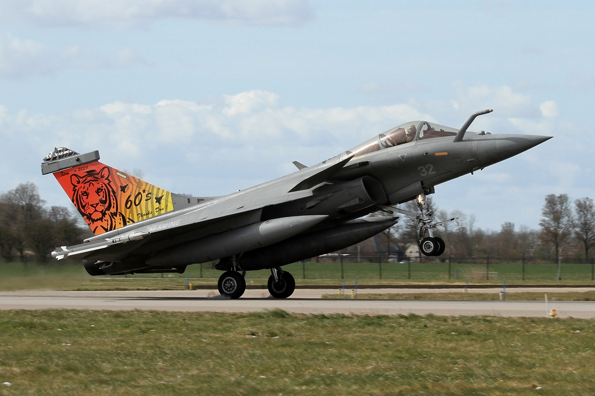 328_Rafale M_FN_32_11F