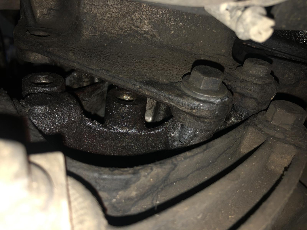 ED5CAAFF-7F3B-428B-BAF5-F89DDE646074