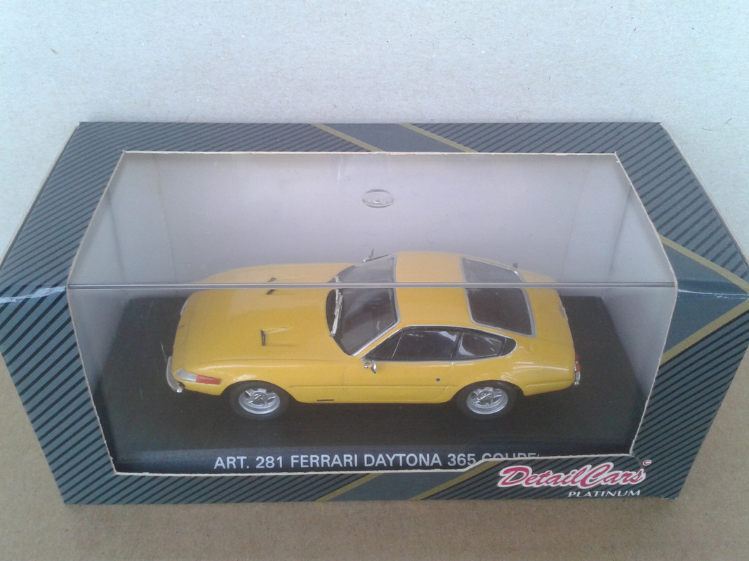 1971 Ferrari 365 GTB4 Facelift (Details Cars) (1)