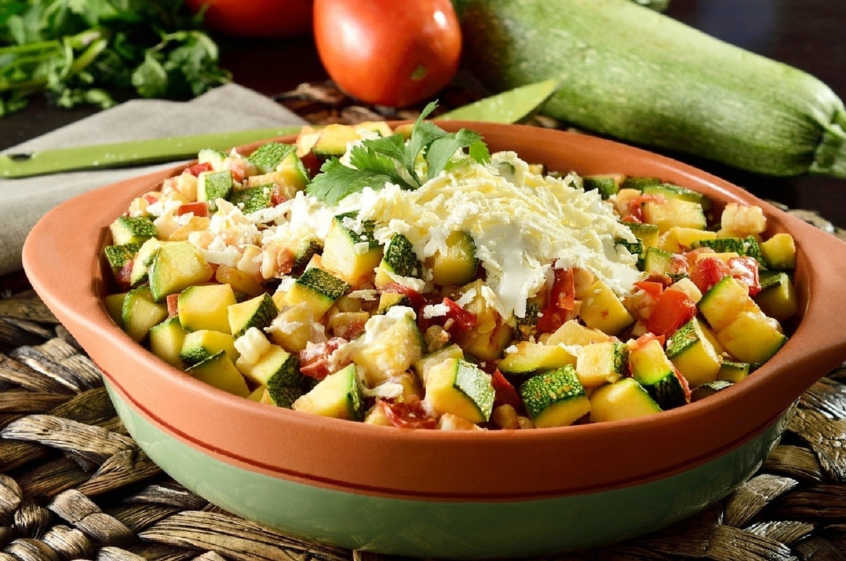 ¿Cómo se preparan las calabacitas a la mexicana? Prueba esta receta fácil