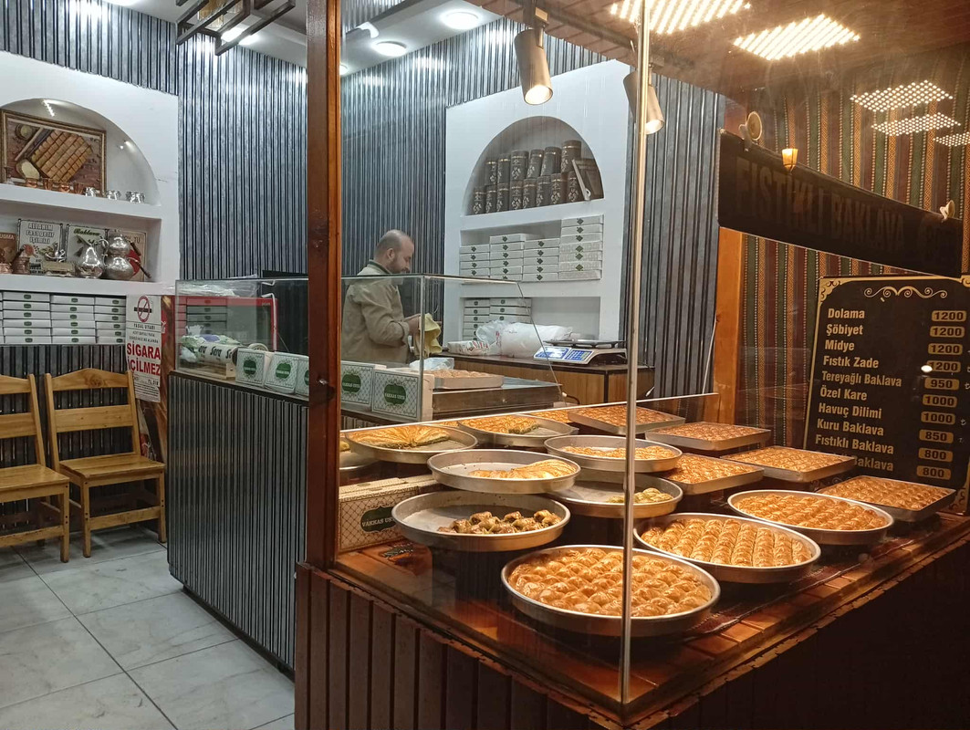 c0b10274-2099-442c-bb0f-53828ea70e78 (1)