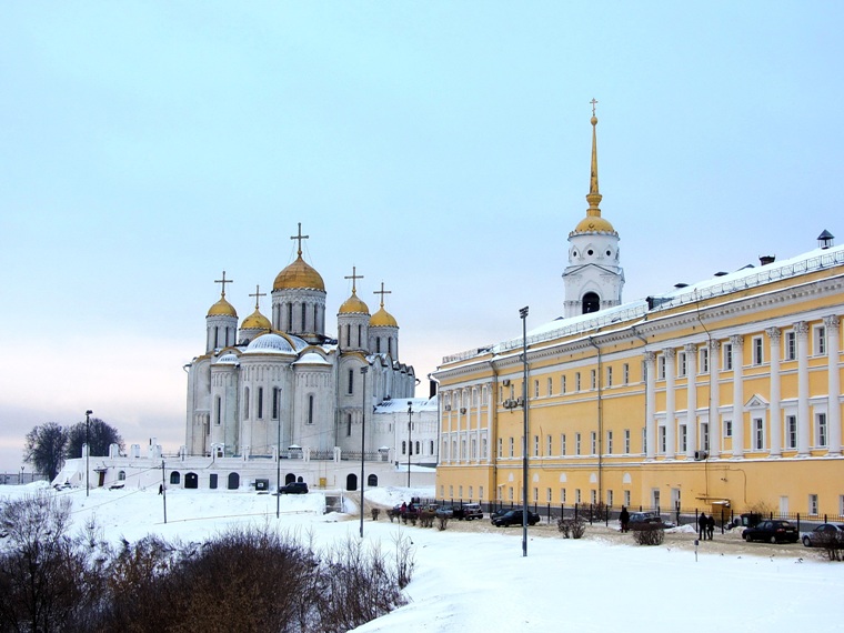 Новогодний Владимир - маленький снежный фоторассказ (+ Боголюбово и храм Покрова на Нерли)