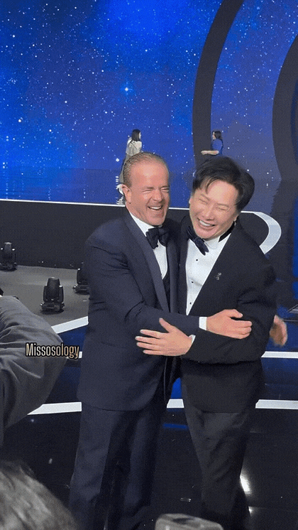 GIF-20251122-203025-530.gif