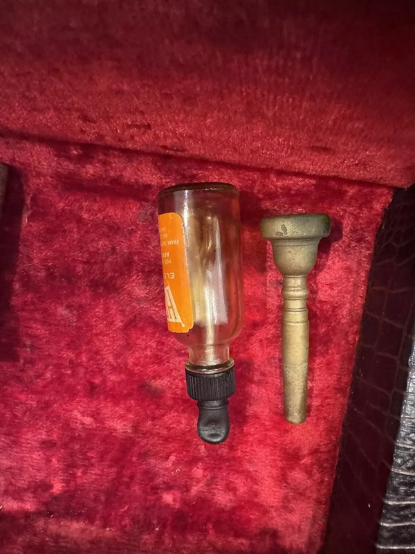 Couesnon Lafayette Trumpet sn none (10)
