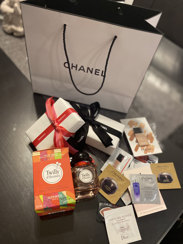 9E3D5033-5936-4063-9073-C277FD94C366