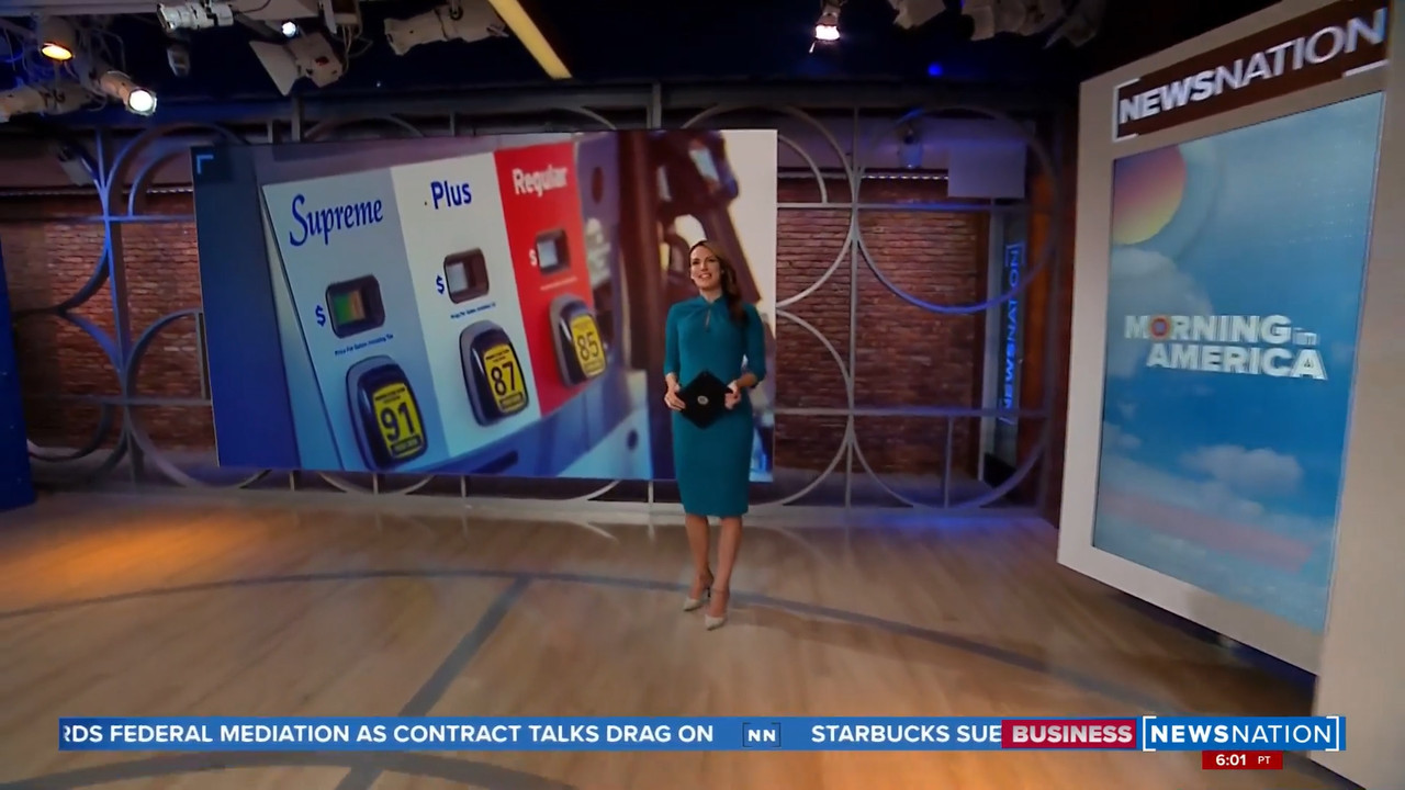 10.18 - 12.00.00 - Morning In America With Adrienne  ᴸᶦᵛᵉ. Start Your...-1.m4v_snapshot_02.02.32.774