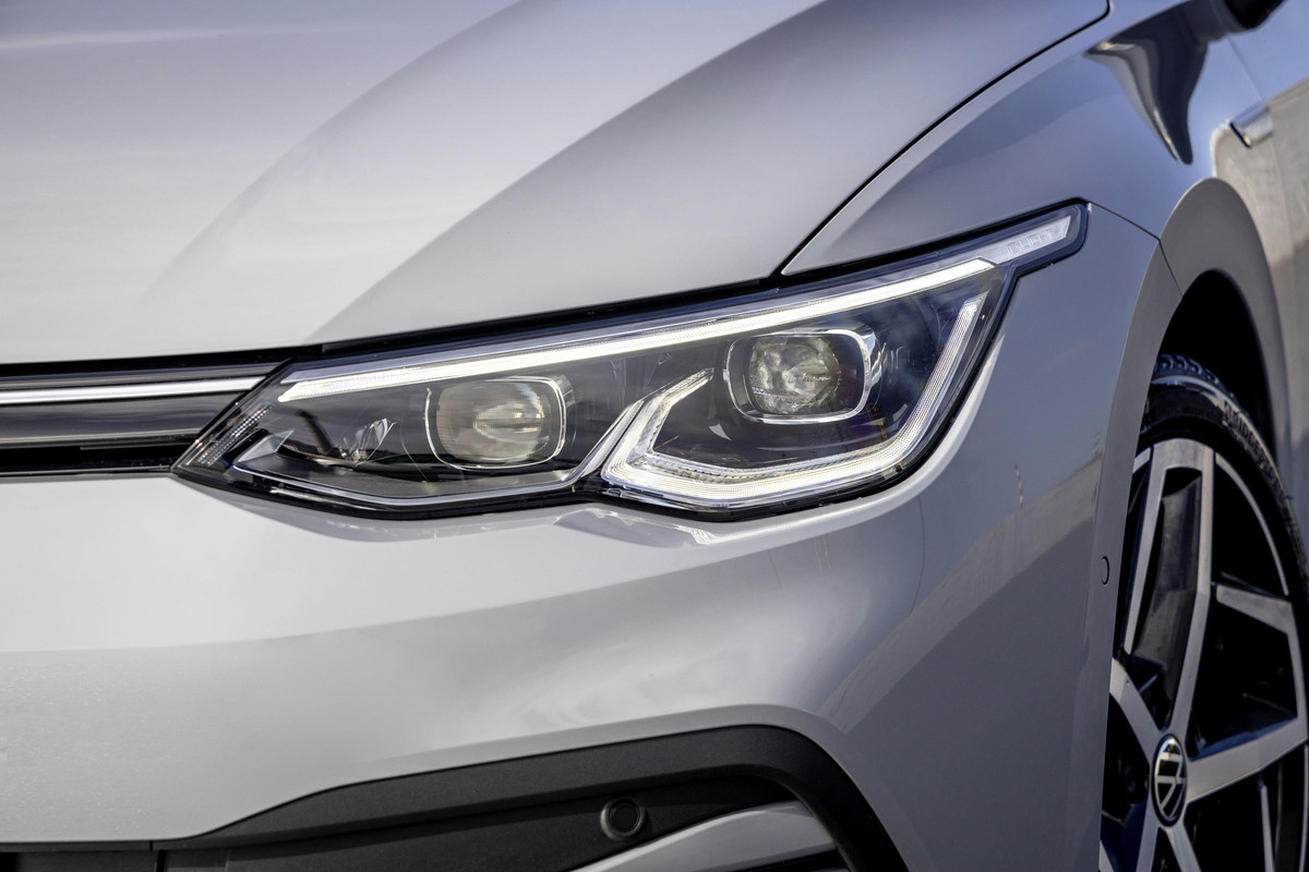 DB2019AU01903_overfull