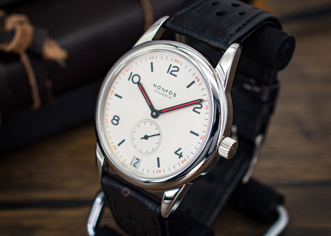 Nomos club date hot sale 731 price