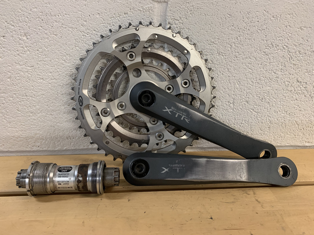 F957D907-3286-43C6-A899-119576C8BE9D