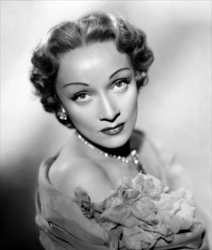 Marlene_Dietrich_c29