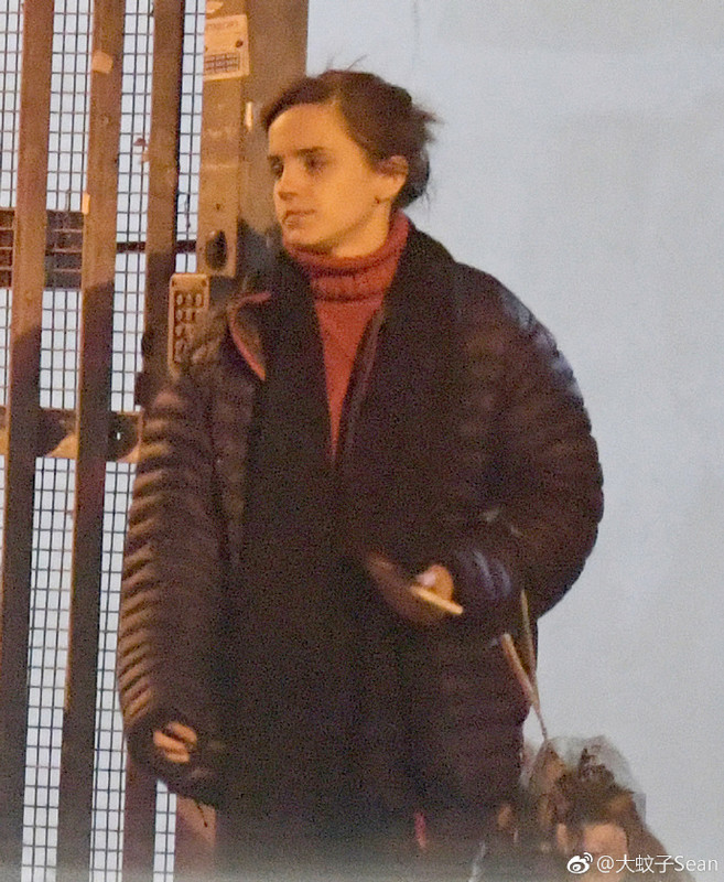 emmawatson-photogallery.blogspot.com (4)