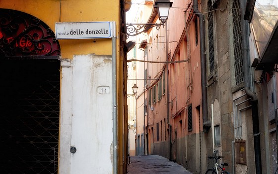 vicolo.jpg
