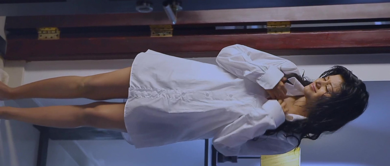 Oviya in Pulivaal[2014] Itunes rip.mkv_20210424_114232.938