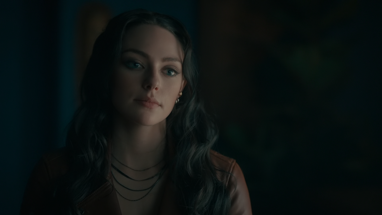 Legacies.S04E10.The.Story.of.My.Life.1080p.10bit.AMZN.WEB-DL.DDP5.1.HEVC-Vyndros.mkv_snapshot_07.04_