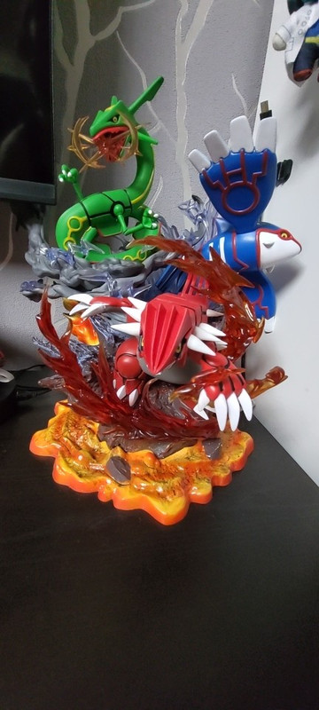 Diorama Pokémon Groudon Kyogre Rayquaza 3