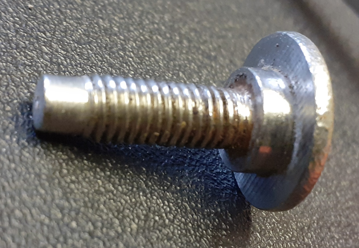 6B29DBE4-C396-47DA-A01D-36A69844CDF1