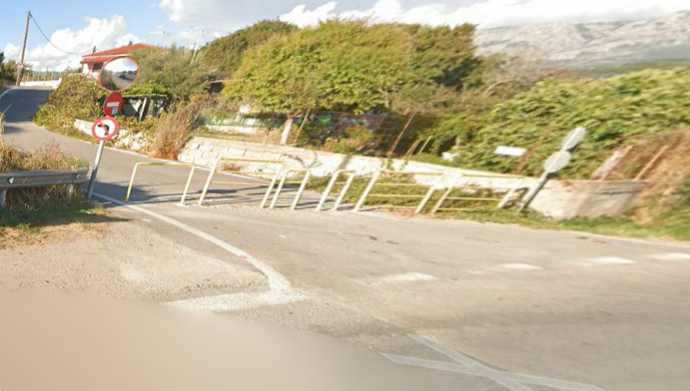 ΚΩΦΕΥΕΙ Ο ΔΗΜΑΡΧΟΣ. ΔΗΜΑΡΧΕΙΟ ΥΠΑΡΧΕΙ - ΔΗΜΑΡΧΟΣ ΥΠΑΡΧΕΙ; 