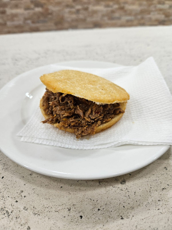 Arepa Frita De Atún (1 Ud.)