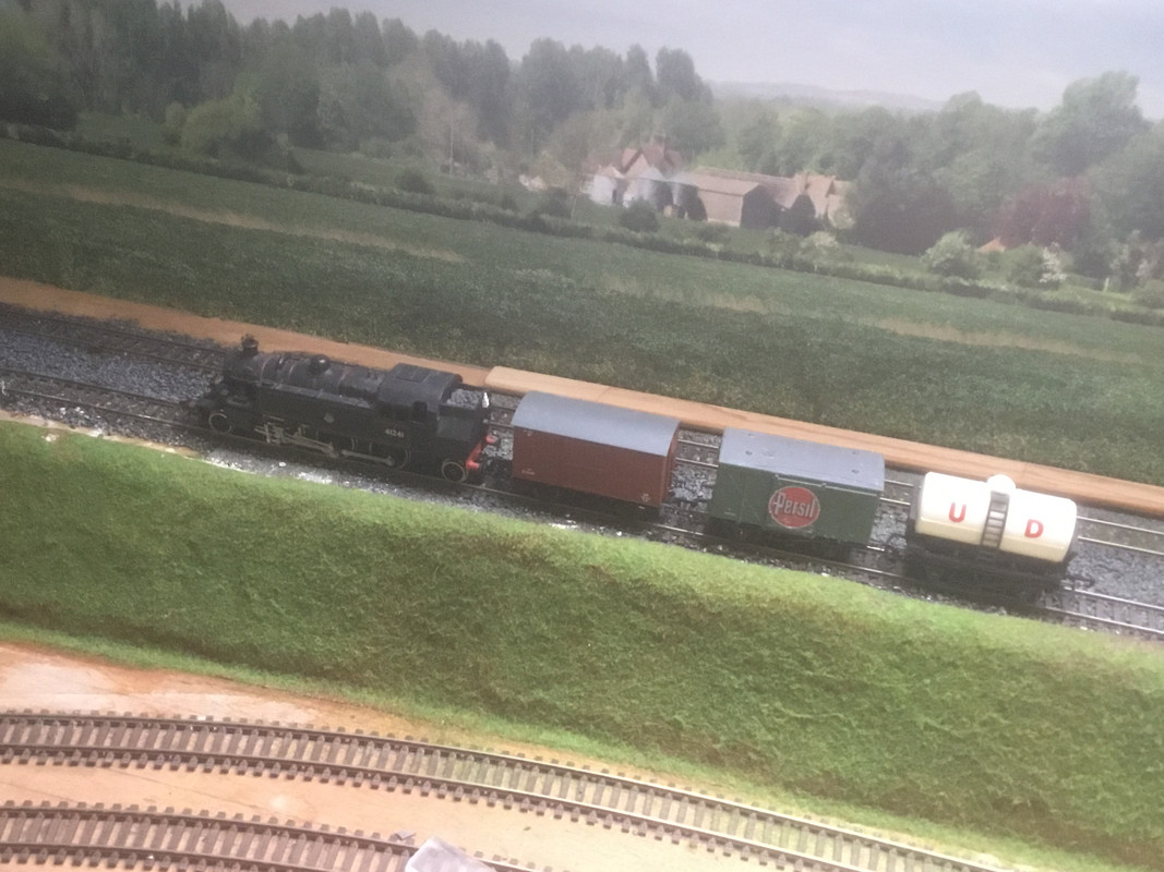 C33F496D-6937-4AE8-A04B-1C29EFC363F6