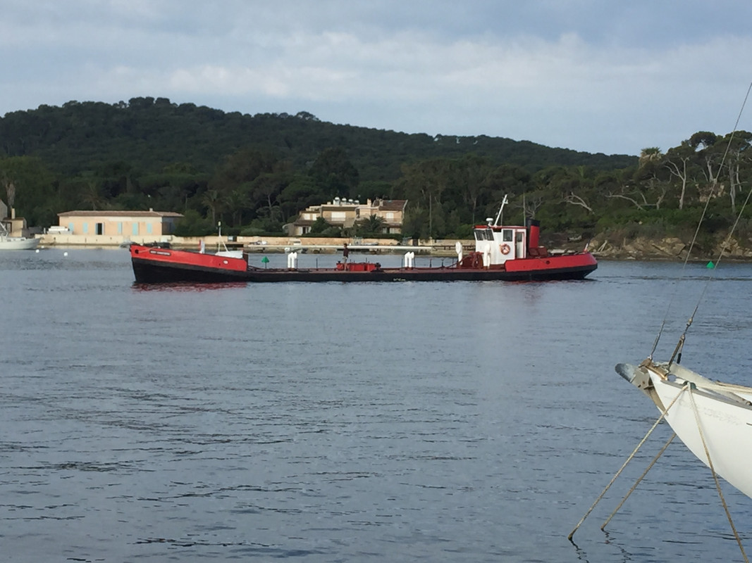 B58FC787-21EE-45B5-B476-9B5621E45B82