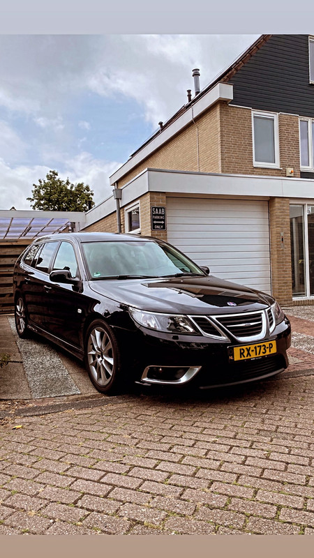 A4C0BC30-C8B2-4D93-8E6A-39D2C47EC9FE