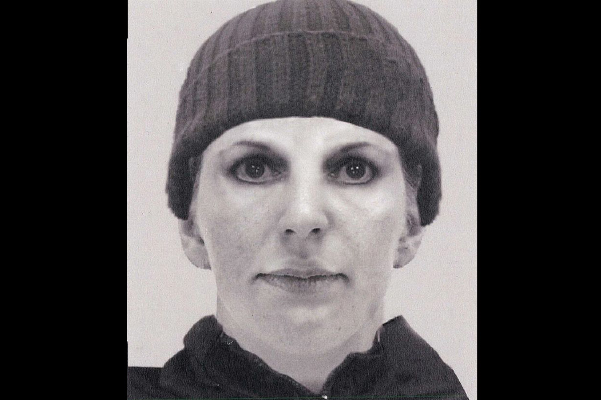  Polizei Lippe -   Betrügerin  - Augustdorf