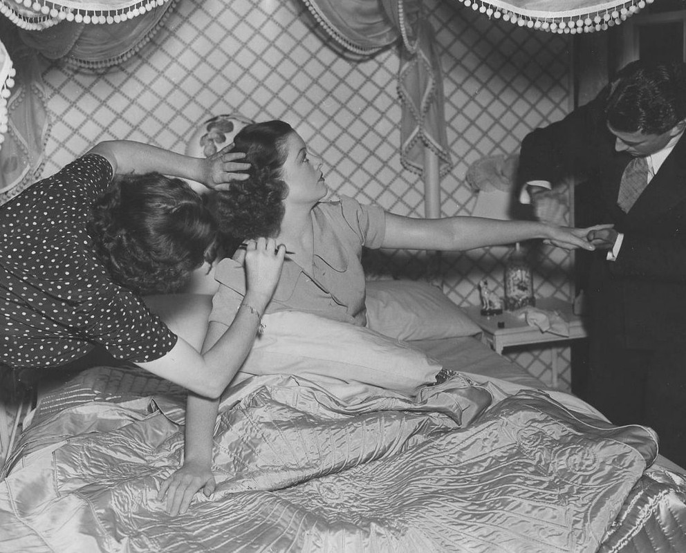 myrna_loy_mc11