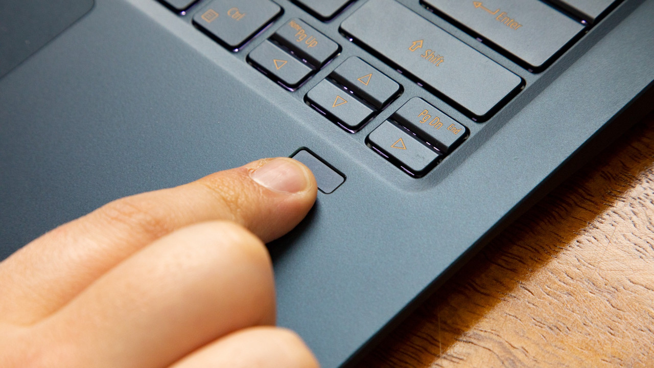Acer Swift 5 (2020) fingerprint sensor