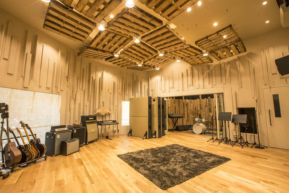 Stylish Recording in Roppongi - 2