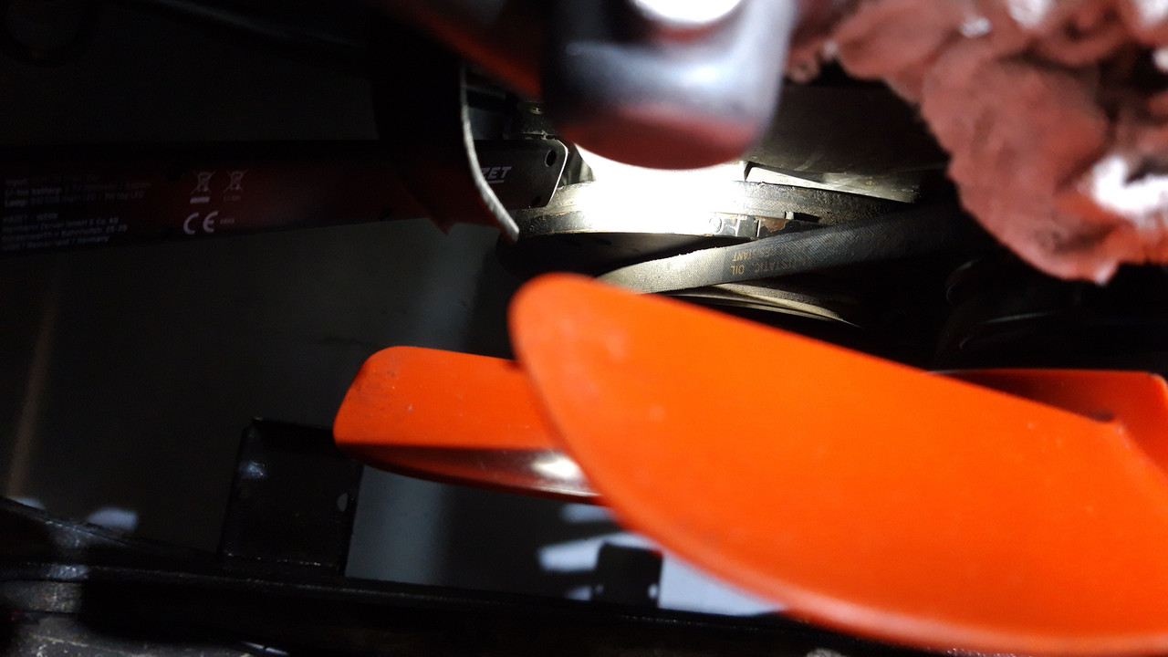 8098D2C1-EF91-457D-ABE1-F813A096F5AD