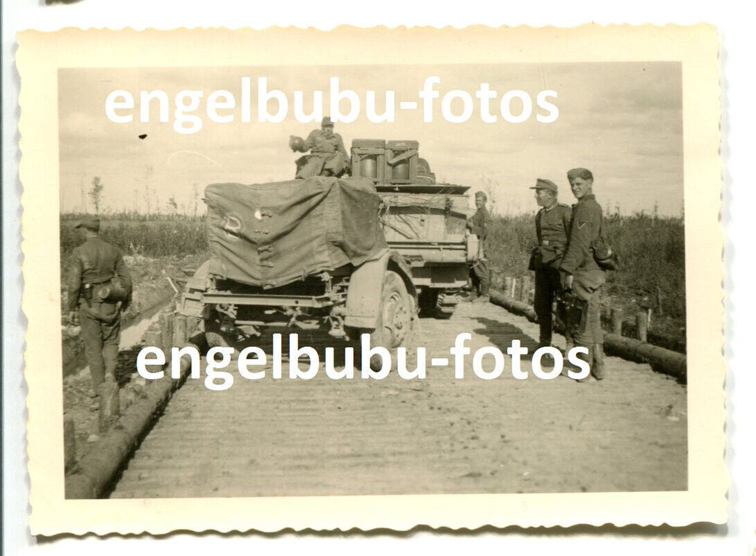 FOTO - GJ - schwerer NEBELWERFER - Einsatz Wolchow - SdKfz mit Anhänger