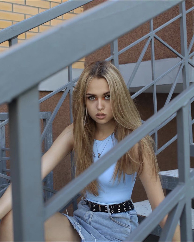 826AFC96-7126-4537-819B-6FD4EEE6BCA7