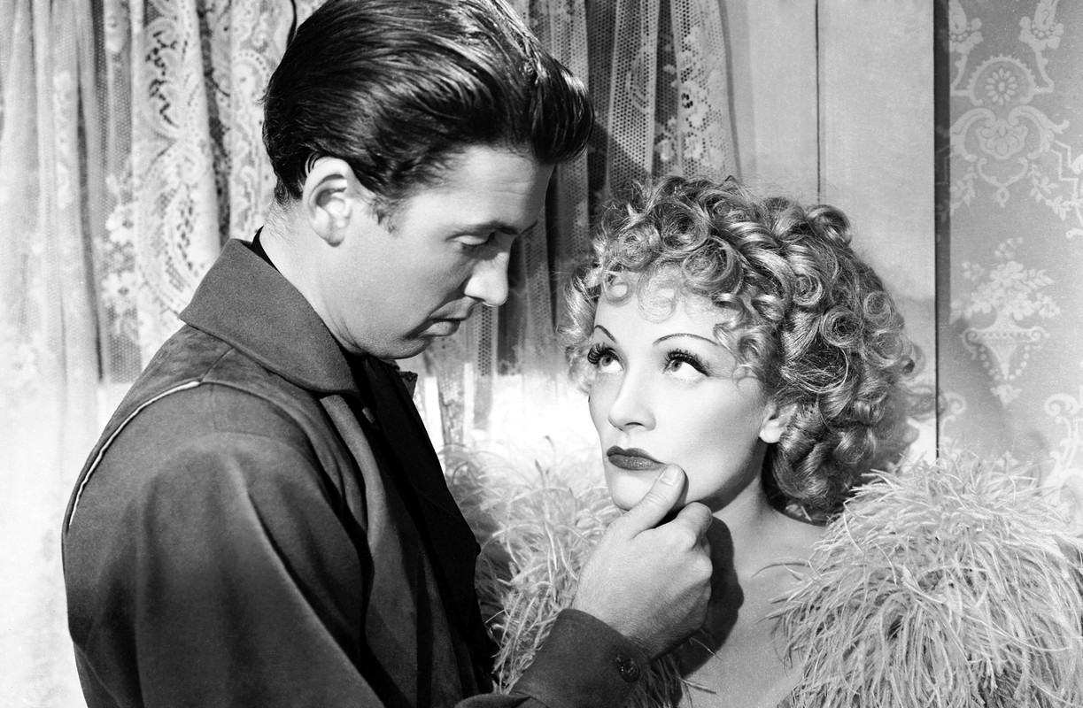 Marlene_Dietrich_b66
