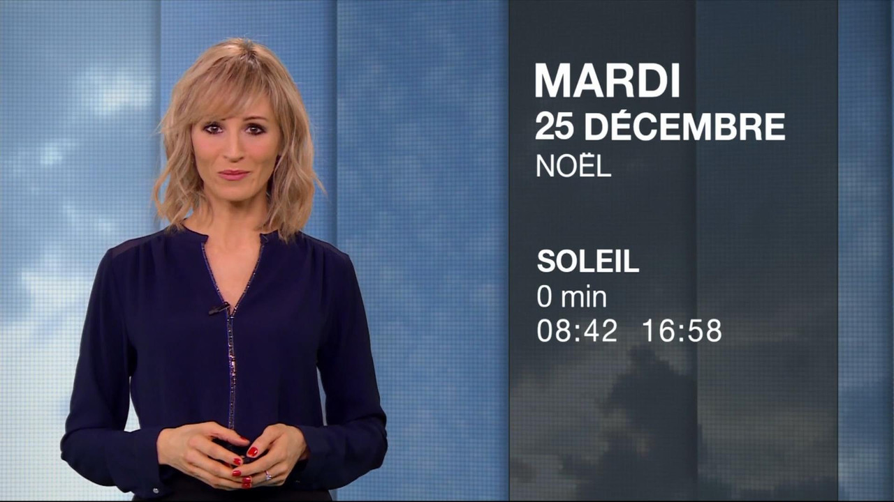 Stéphanie Duval 241218.mp4_snapshot_02.35_[2018.12.24_23.30.37]
