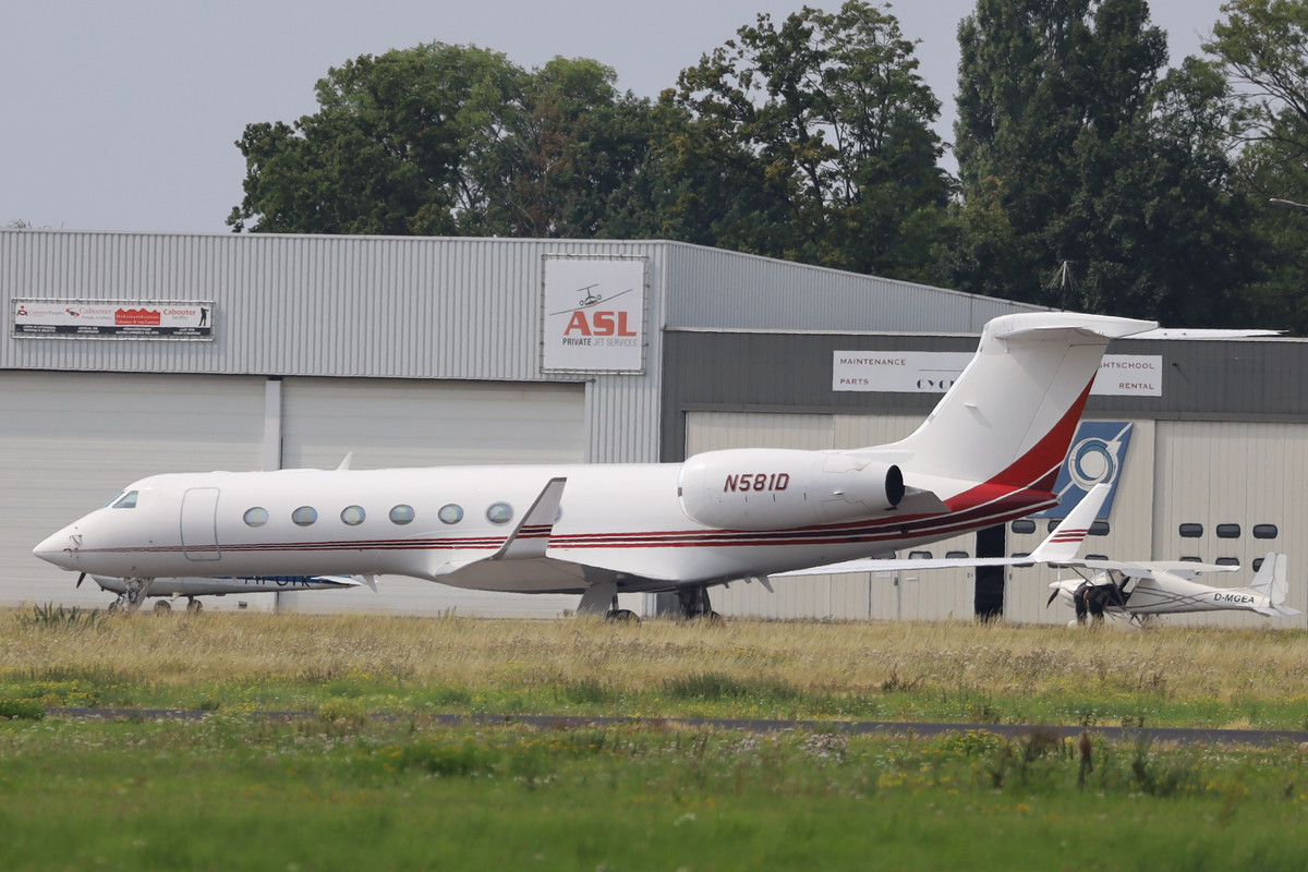 5EB8807C-355A-46DA-A9F4-D96853A91453