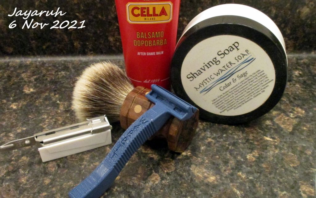 [Image: sos211106.jpg]