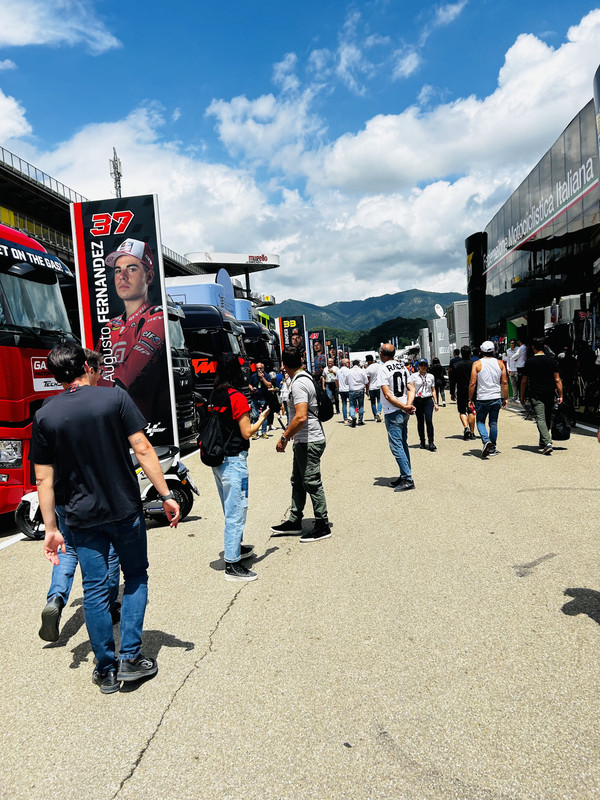 B3C8FF51-63EC-4E8D-8355-2D21605691A8