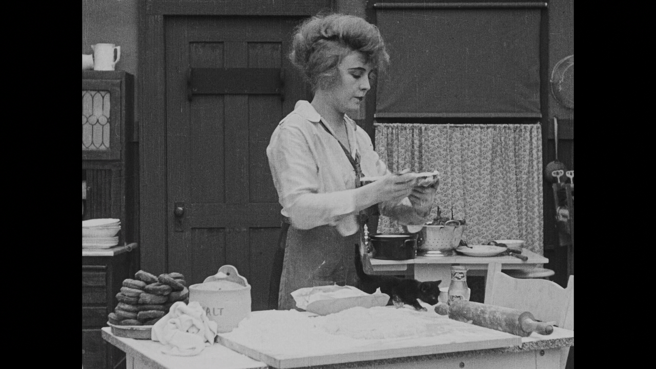 The Pawnshop (1916) 1080p BDrip AAC 2.0 x265.HEVC D0ct0rLew[UTR-