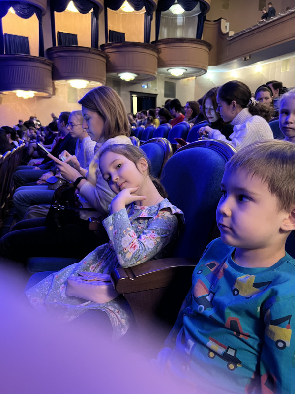 C98EB1C6-DF12-48C9-B348-E13BC343CD79