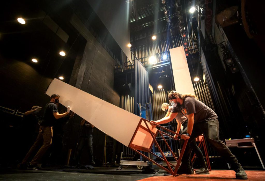 Stagehand photo 3