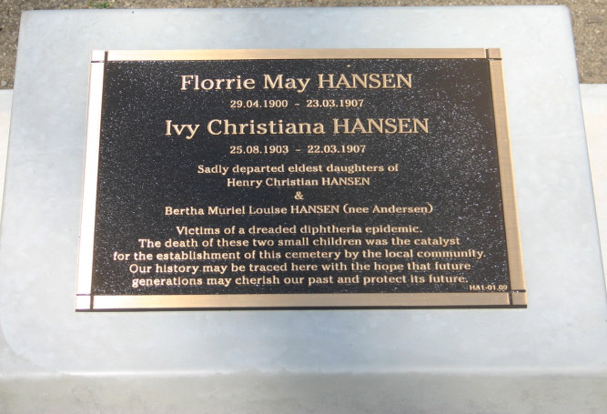Hansen sisters