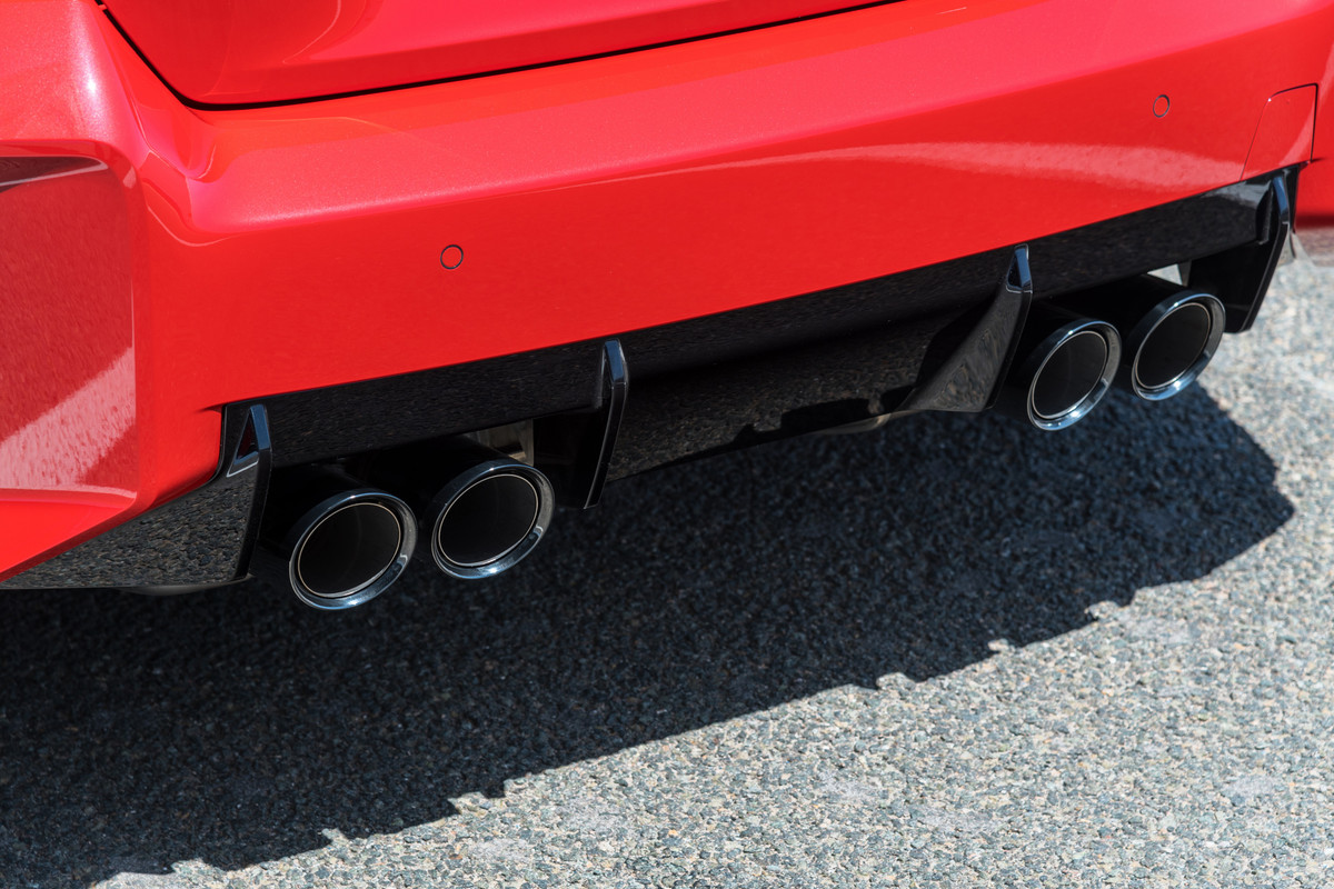 P90481821_highRes_the-all-new-bmw-m2-d