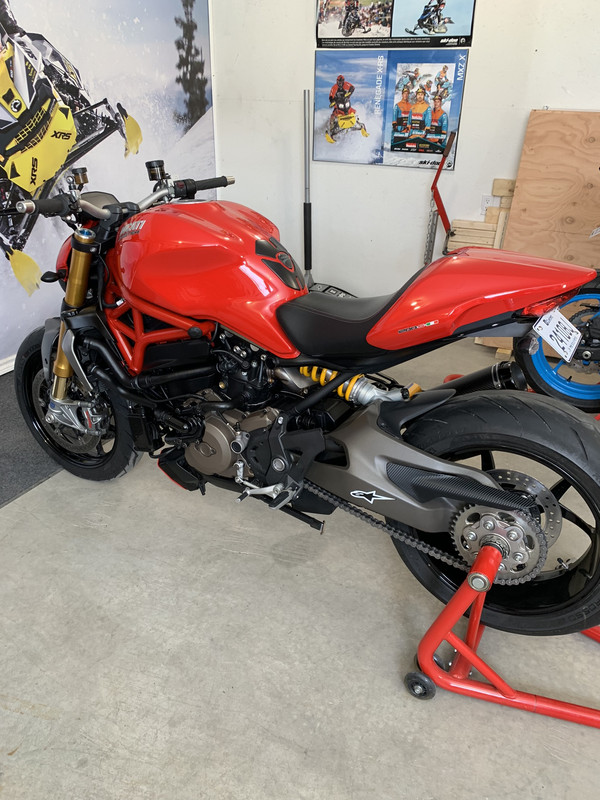 9AFEECAC-E28D-4441-9A21-58B7FC0FF9F1