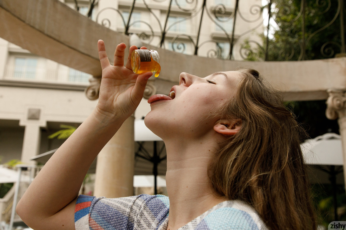 full_024_1200571213236083