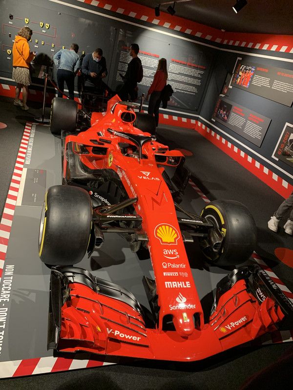 2BABEE6D-B53C-43EC-BFB8-0E5F603E79D6