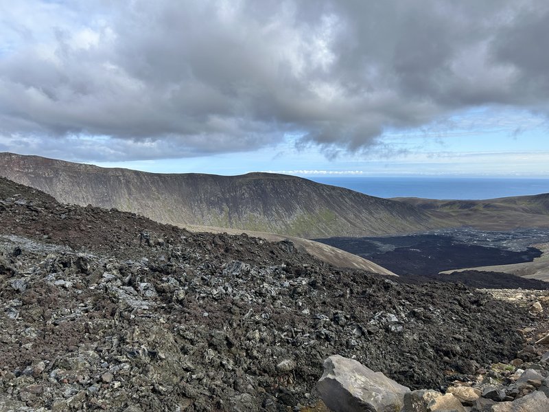 26/06/2025 Península de Reykjanes, pisamos la erupcion de 2023. - SEGUNDO VIAJE A LA TIERRA DEL HIELO Y FUEGO DE 21 DIAS (en construccion) (33)
