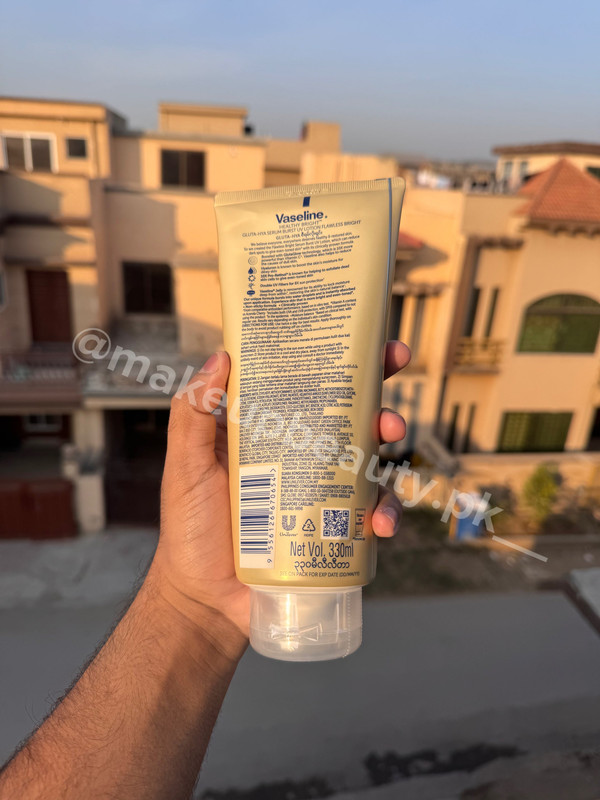 Vaseline Gluta Hya Flawless Glow serum burst Lotion 330 ML Full size. - image 3