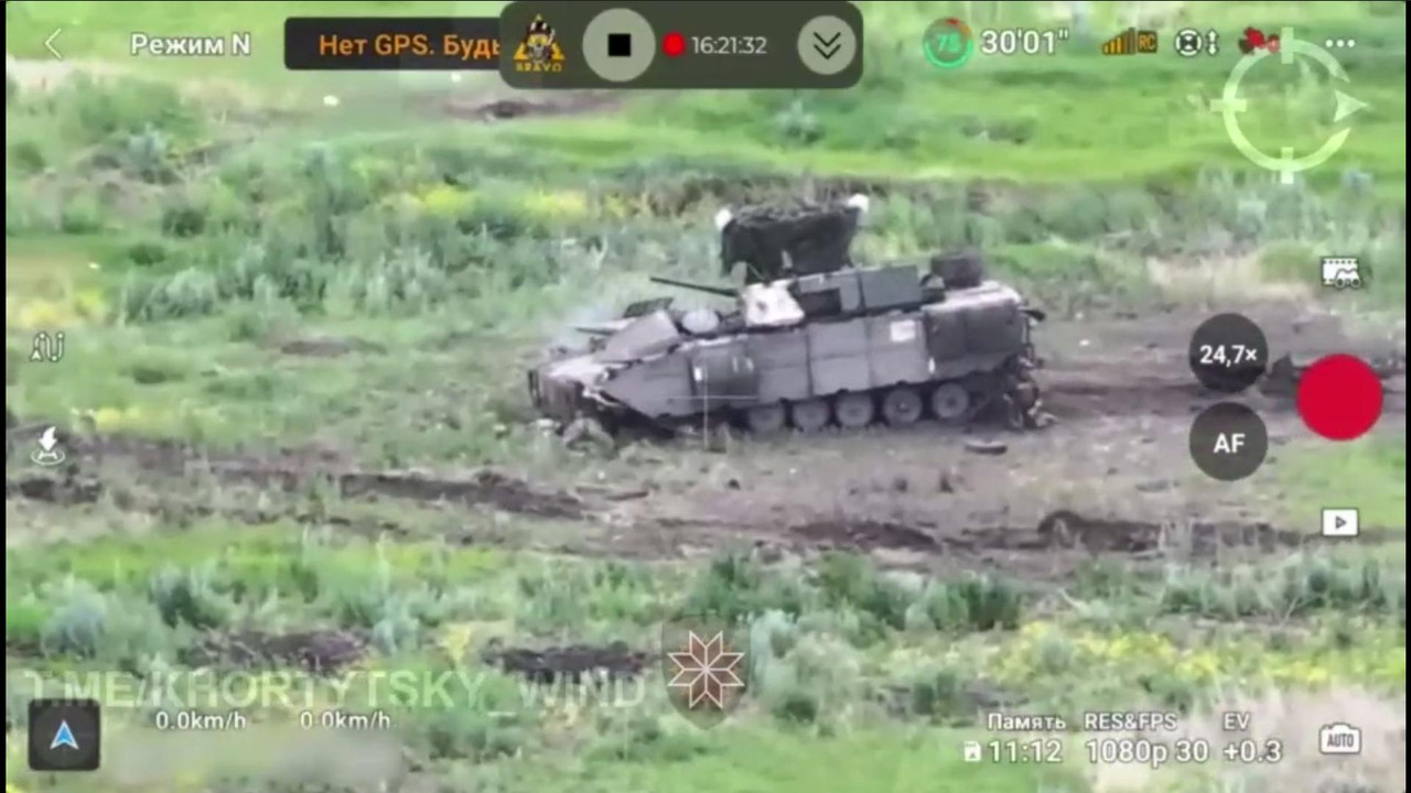 1004 BMP-1 675-sb3KDZ dam aband 30 05 24