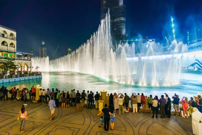 Dubai Mall And Dubai Fountain