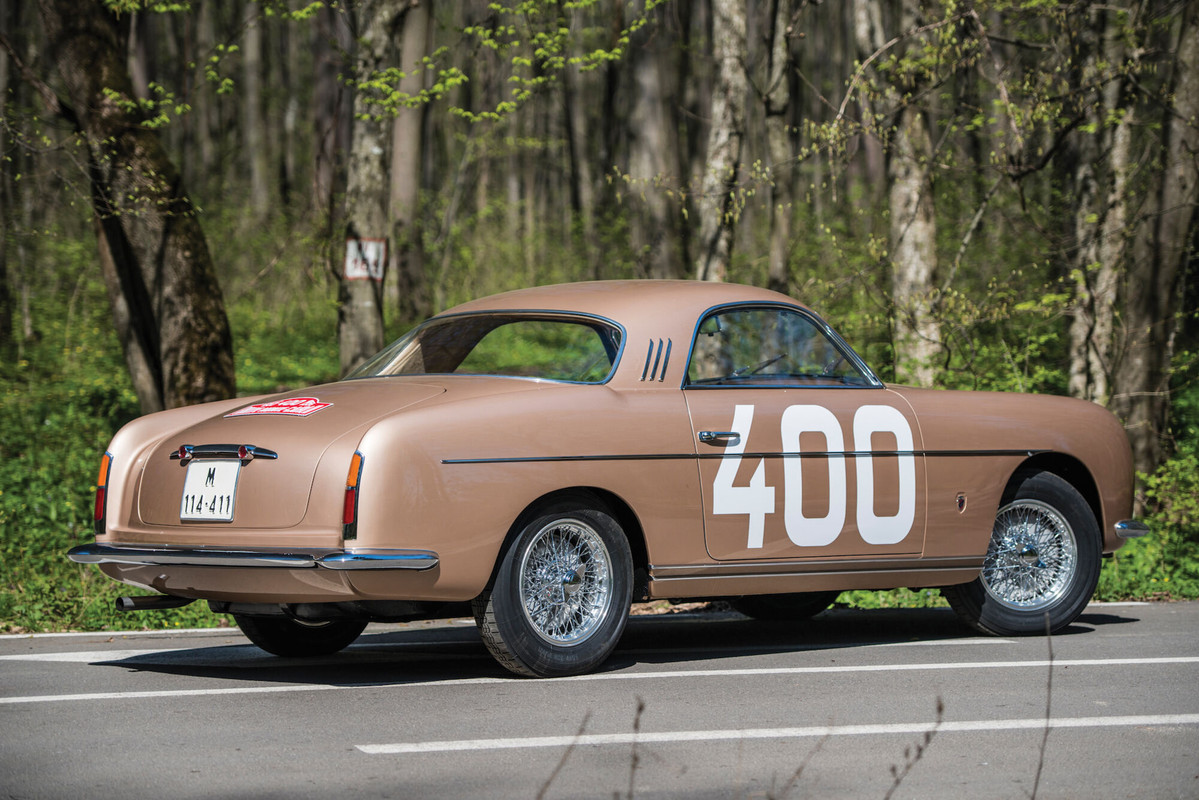 Альфа Ромео 1900 4